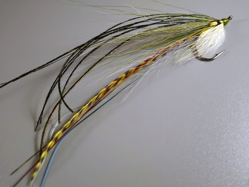 RLS OLIVER'S TWIST Flatwing 1/0 2/0 3/0 Agua salada Mosca Pesca Rayas Abrazos - Imagen 3 de 4