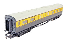 Hornby 00 Gauge Model R454 GWR 1st & 3rd Class Restaurant Car 9578 Diecast Boxed