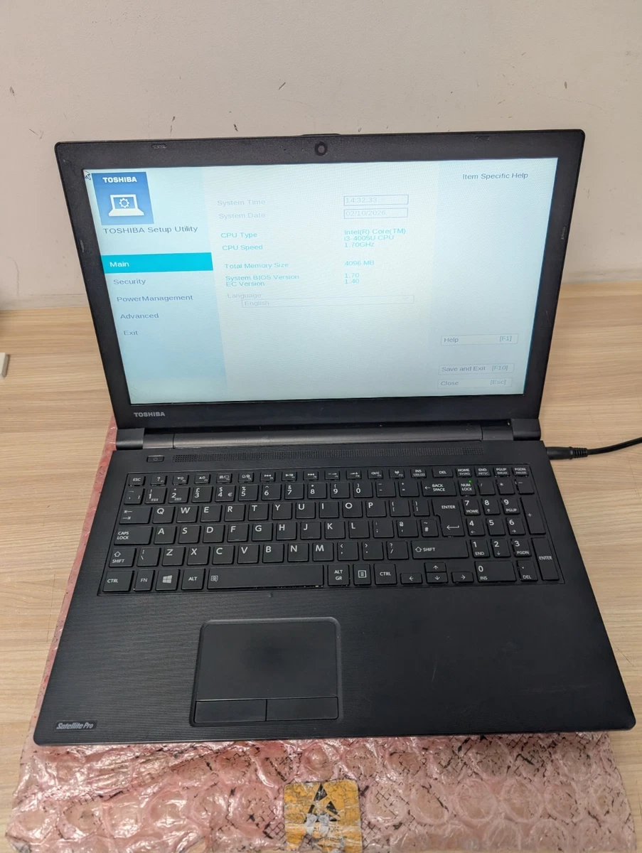 Toshiba Intel Core i3 4th Gen. 4GB RAM PC Laptops & Netbooks for