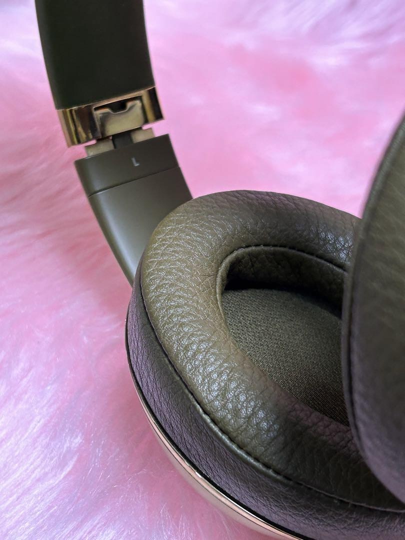 BALMAIN オリーブグリーン ヘッドフォン Balmain Olive Green Headphones | eBay