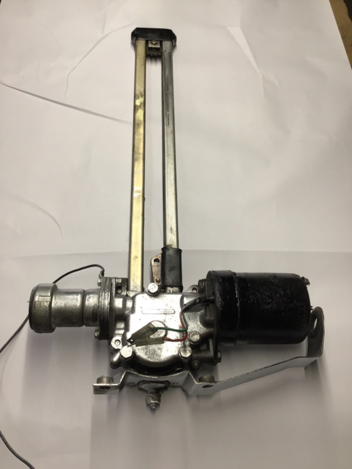 Rolls Royce Wraith 1965-1980 Silver  Shadow I II  Front Right Window Regulator