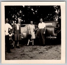 Vtg B&W Snapshot Group Men And Women With Classic Cars Outdoors 1940s