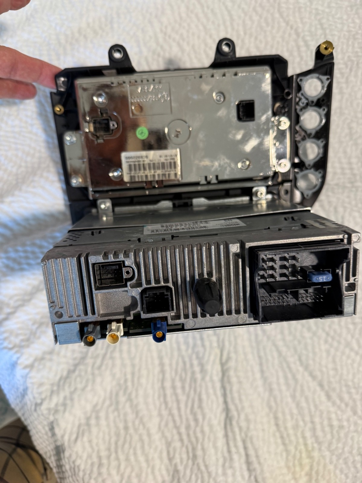 2017 Maserati Factory stereo