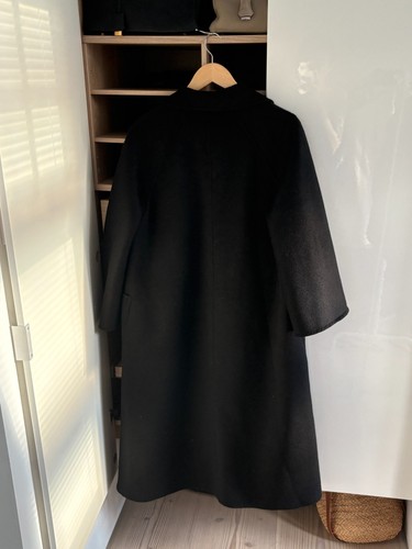 Cappotto lungo nero 100% lana fatto a mano - adatto a M-L, trama onda, lusso minimalista - Foto 15 di 18