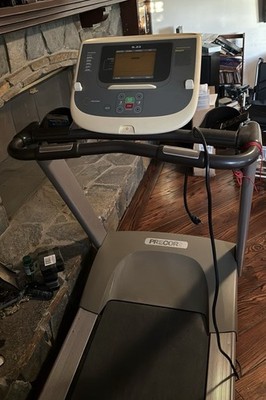 Precor Treadmill 9.23 Exercise Commercial Grade One Owner