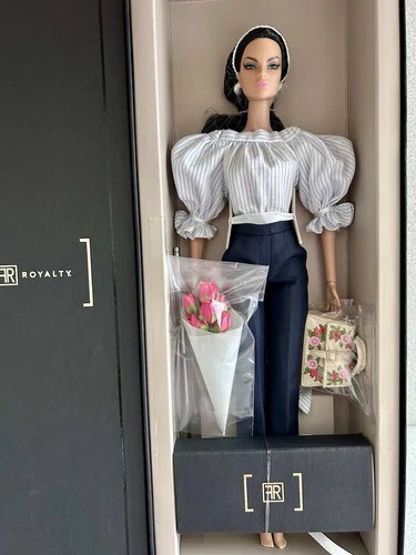 Fashion Royalty Eugenia Perrin Frost Vivacite Doll 2017 NRFB