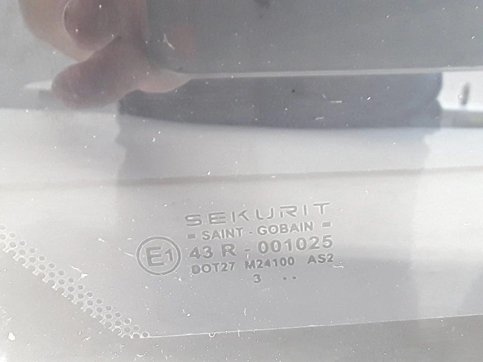 Jaguar x-Type 2.0D 96kW 2004 Posteriore Destro Porta Sfiato Vetro Finestrino Foto 2 de 4