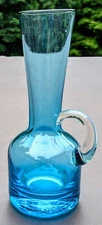 Vintage MCM Hand Blown Teal Blue Glass Vase Clean Mint Condition 5-3/4" Tall