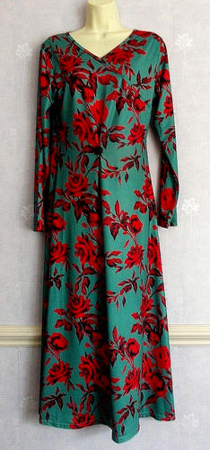 FASHION Green/Red Floral Long Dress Size M/L