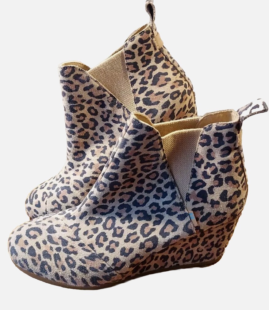 TOMS Kelsey Women Leopard Print Suede Wedge Bootie Size