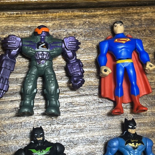 Batman vs Superman Lot of 8 Luthor Armor Action Figure Mini Small 2" Tall - Picture 7 of 10
