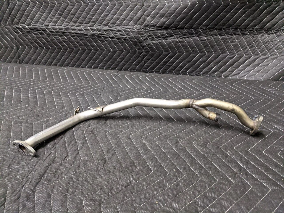 BMW E31/E38 7-Series 8-Series M73 V12 Emission Control Air Intake Tube Cylinders - Изображение 2 из 4