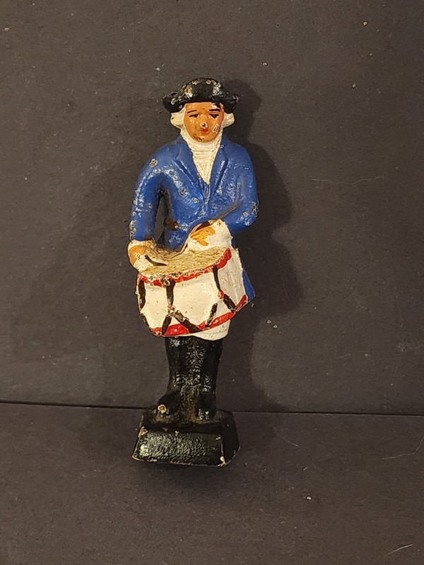 USA23.  Wilton Cast Iron Revolutionary War Drummer Soldier 3.5”