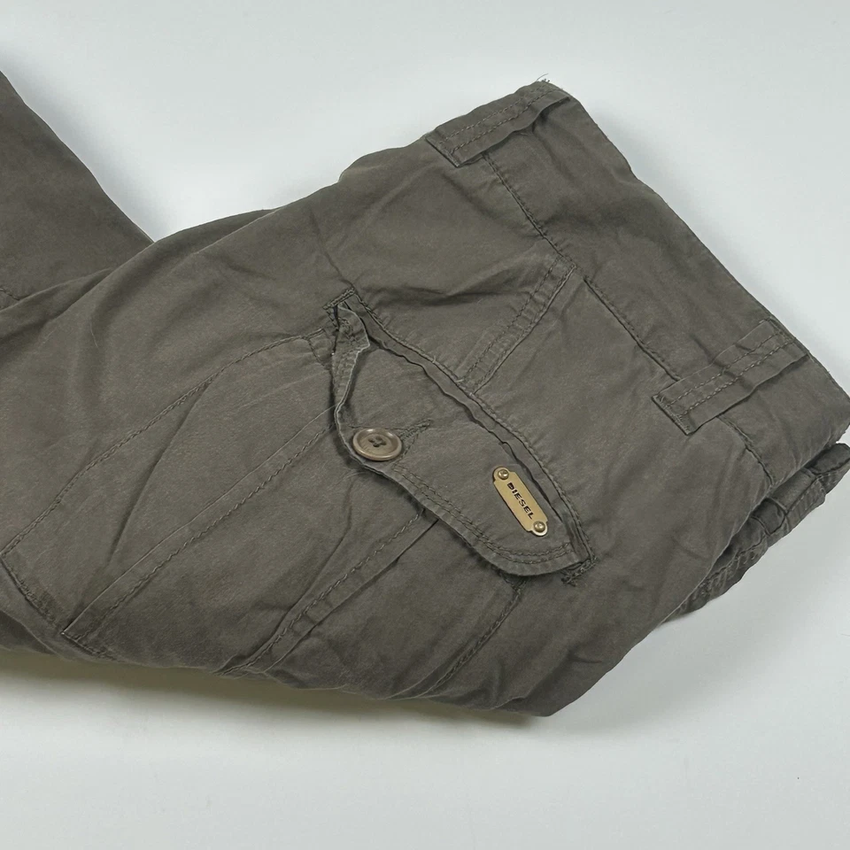 Pantalones Cortos Diesel Para Hombres Talla 31 Verde Carga Paracaidista Paracaidista Militar Utilidad Y2K Foto 2 de 4