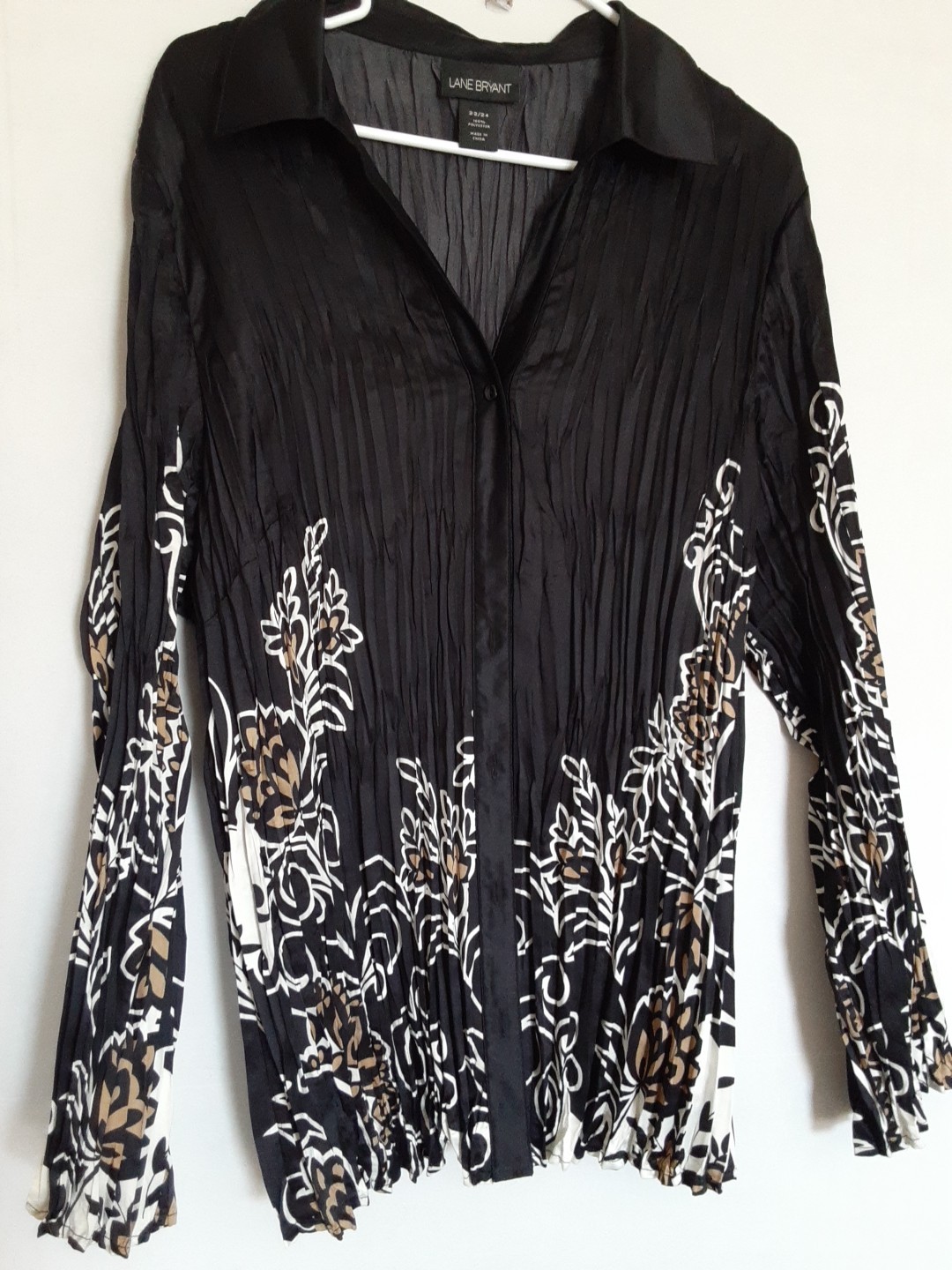 Lane Bryant Button-up Top Size 22/24