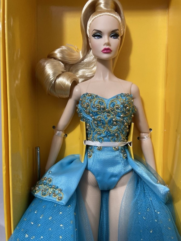 Integrity Toys Afdc Masquerade Magic Poppy Parker Doll