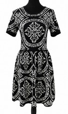 Romeo & Juliet Couture Womens Fit & Flare Sweater Dress Medium Black White Print