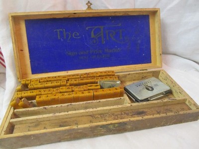 Vintage The Art Sign & Price Marker Best on Earth with Original Wood Box
