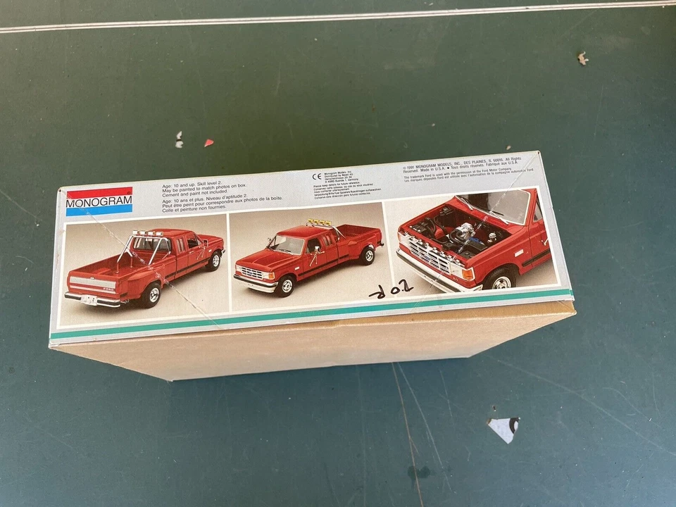 Monogram Ford F- 350 Duallie Pick-Up Camion Kit 1/24 Vintage 1991 #2948 - Photo 4/4