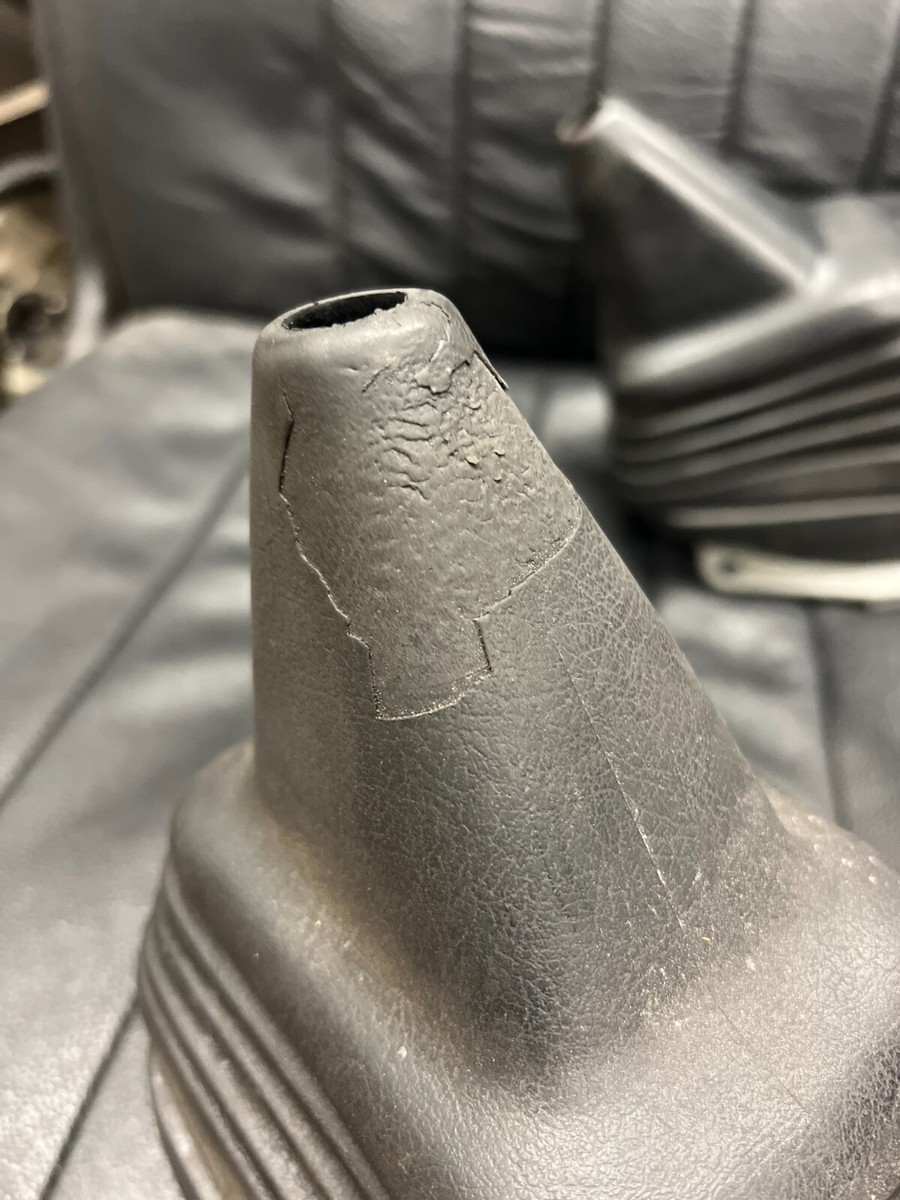 Toyota Corolla Levin AE86 Genuine Shift Boot | eBay