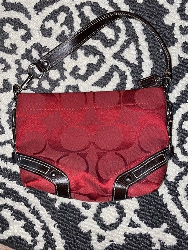 freshly picked crossbody diaper bolsa