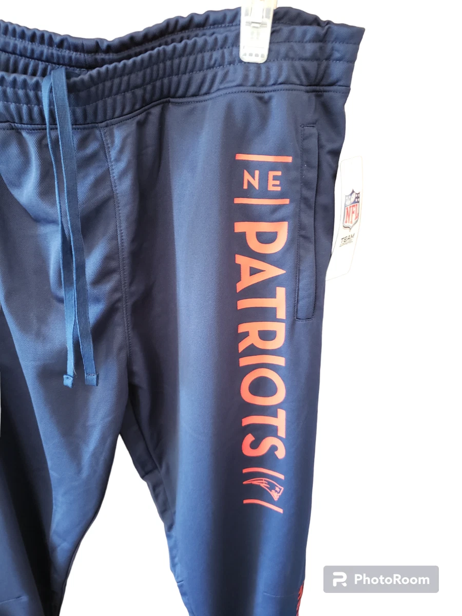 Zubaz NFL Mens New England Patriots Track Pant Tiger Stripe Panels