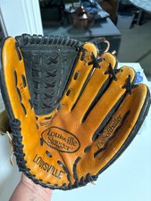 Louisville Slugger LP1350 Baseball Glove 13.5" Mitt RIGHT HAND THROW