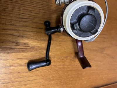 VINTAGE SHAKESPEARE 2052 EC ULTRALIGHT SPINNING REEL MADE IN USA