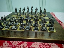 scacchiera greca sexy vintage anni 80 -90 .bellissima in metallo con figure sexy