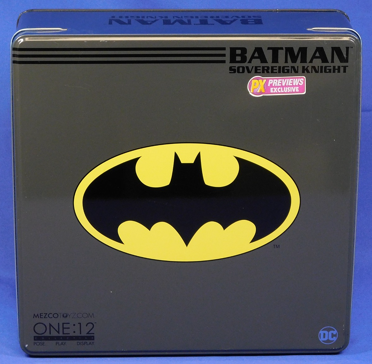 MEZCO TOYS ONE:12 DC BATMAN SOVEREIGN KNIGHT PX PREVIEWS EXCLUSIVE