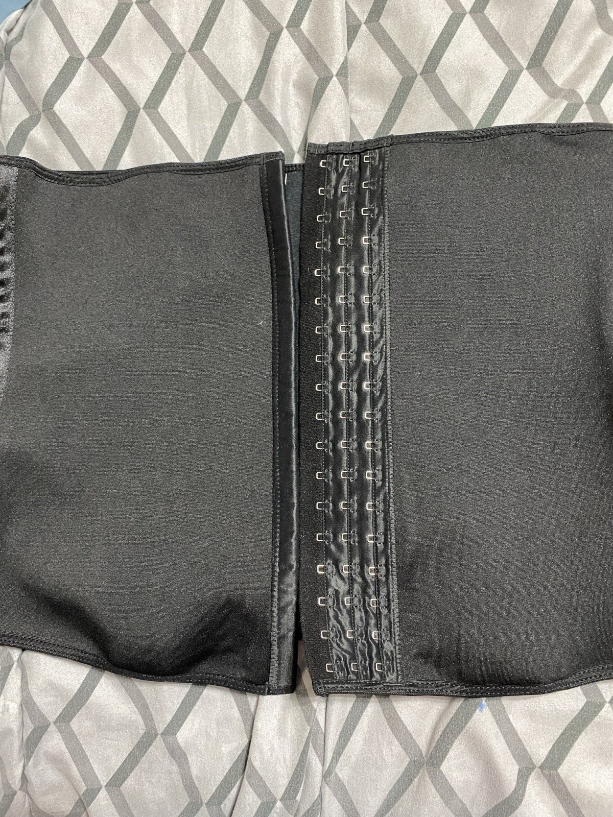 Slimming Waist Trainer for Hourglass Figure & Tummy Control  -image