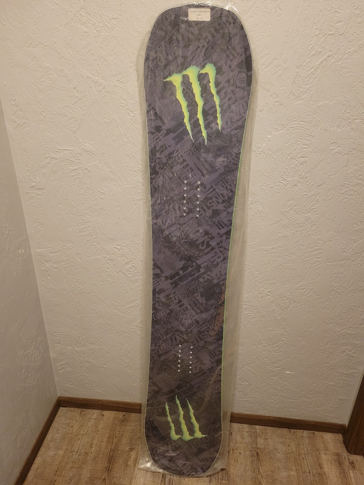 Monster Energy Beast SnowBoard 157 Never Summer Industries Proto Type Two (New)