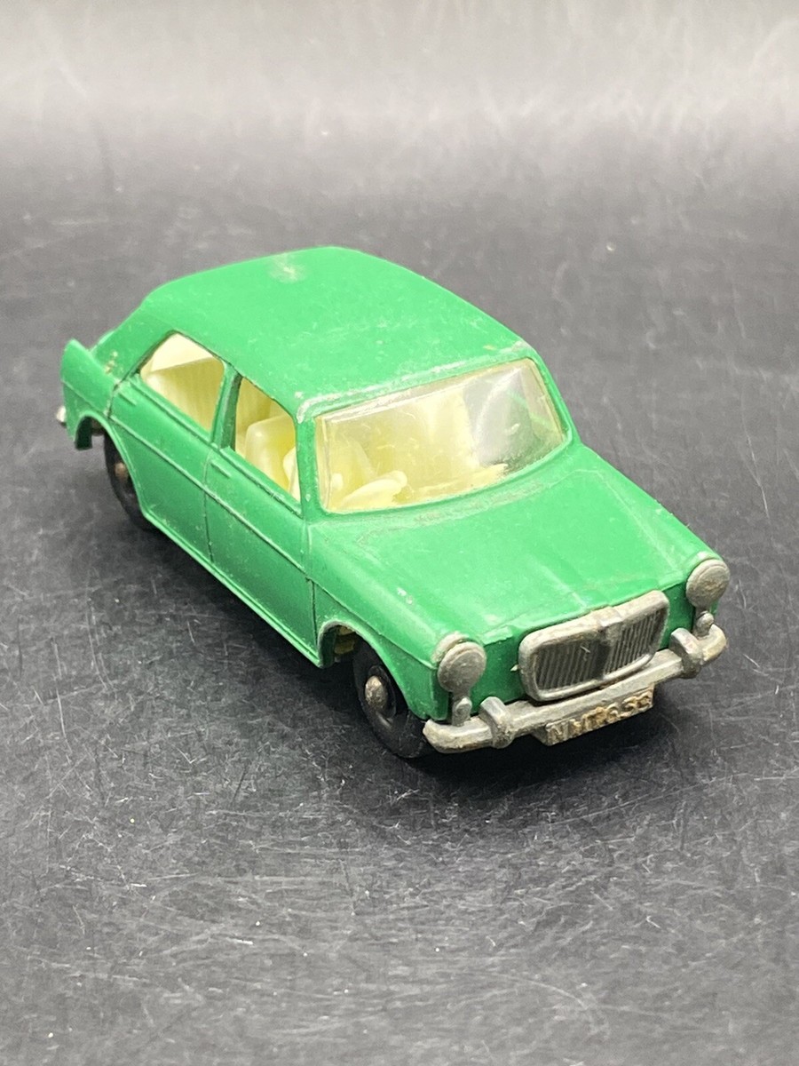 Matchbox Lesney 1-75 #64 MG 1100 Green Dog Vintage