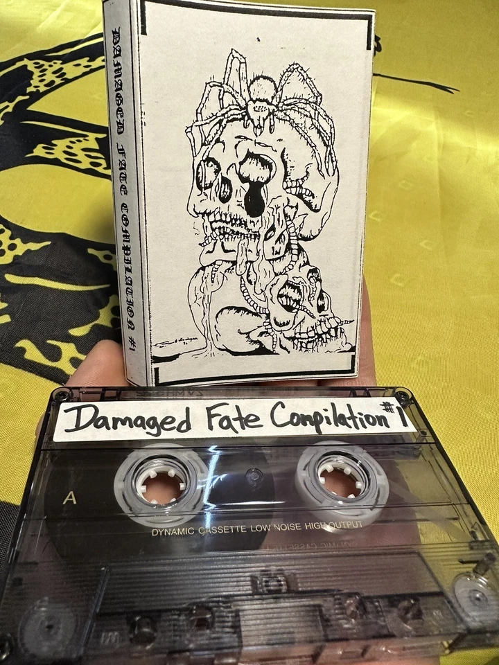 ПОВРЕЖДЕННАЯ СУДЬБА #1 ДЕМО ЧЕРНАЯ DEATH GRIND МЕТАЛЛИЧЕСКАЯ КАССЕТА РАСЧЛЕНЕННЫЙ ПЛОД МЕРТВЫЙ + - Изображение 4 из 4