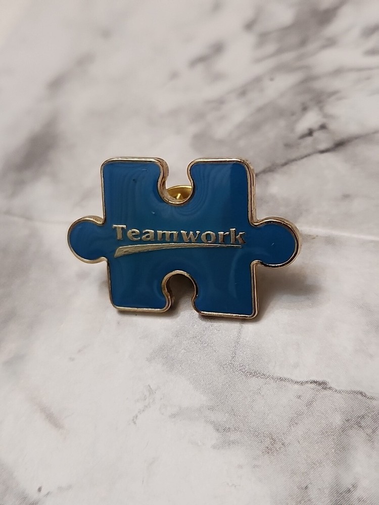 Vintage Teamwork Puzzle Piece Gold Tone Lapel Pin Hat  Pin Lanyard Tie Tack