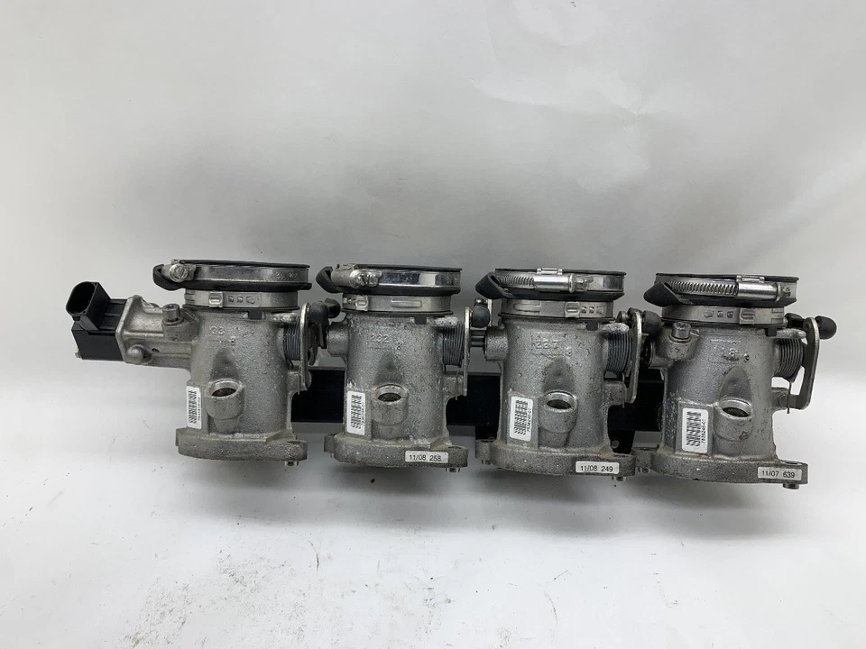 BMW M3 2008-2013 carrocería del acelerador con sensor Hall derecho 13547841816 OEM usado Foto 2 de 4