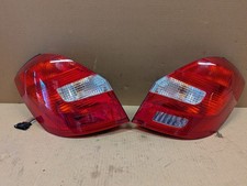 2x Rückleuchte links rechts SKODA Fabia II (542) 5J Schrägheck HELLA 2013 |686