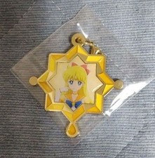 Sailor Moon Cosmos Sailor Venus Metal Charm Keychain New,