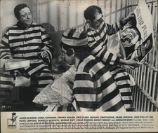 1968 Press Photo Jackie Gleason and Costars in "Skidoo" - tup24243