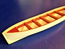 Beiboot L: 96mm B: 25mm Kunstst. weiß Deck braun lackiert sehr detailliert, neu