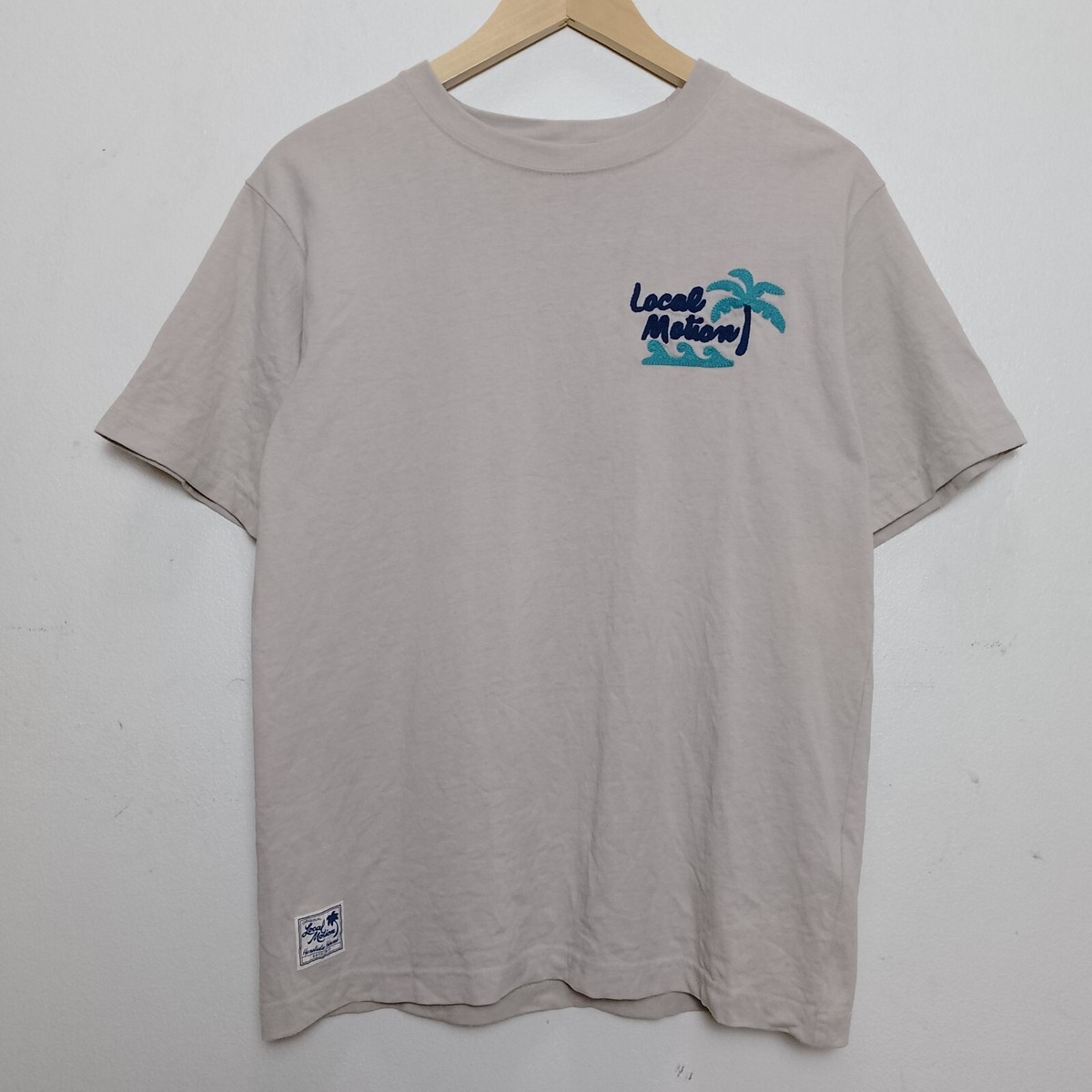Local Motion Aloha Hawaii Graphic T-Shirt Beige Mens Medium Surf 