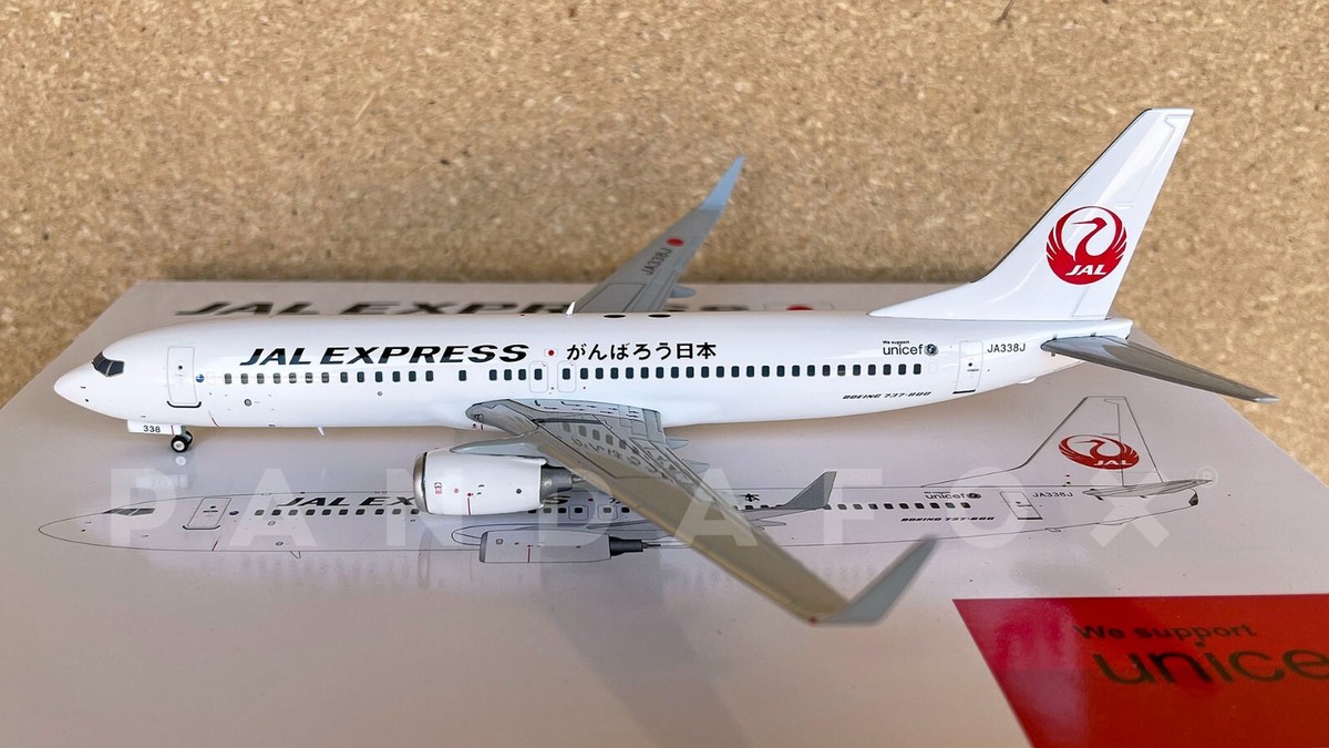 JAL EXPRESS ボーイング737-800  1/144 ANAデカール付 JAL EXPRESS ボーイング737-800 1/144 ANAデカール付 - メルカリ