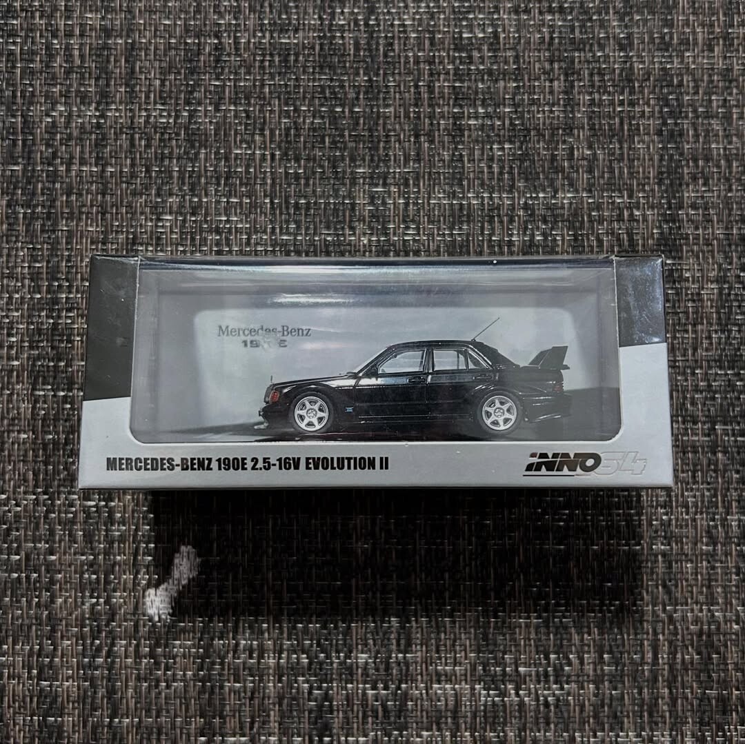 MB-190E-23-SOHC.リサイクル車車体販売 INNO64 1:64 Mercedes-Benz 190E in Silver – Model Cars Houston