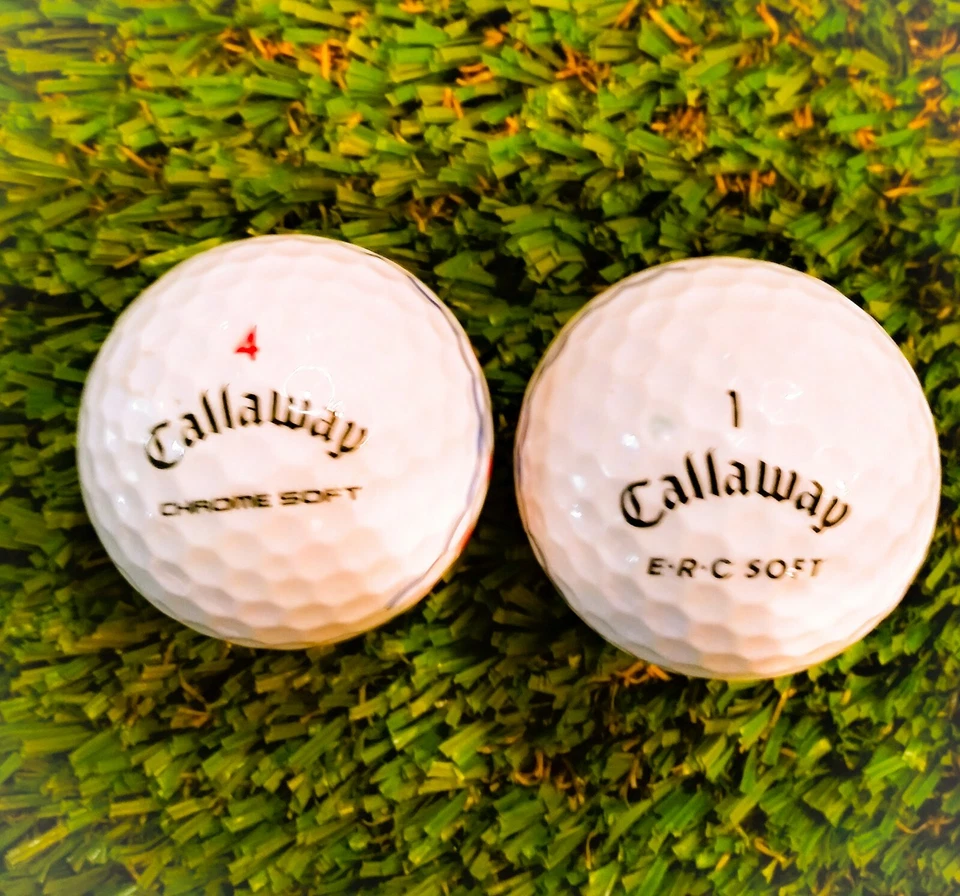 50 pelotas de golf blandas Callaway ChromeSoft triple pista/ERC 5A en perfecto estado Foto 3 de 4