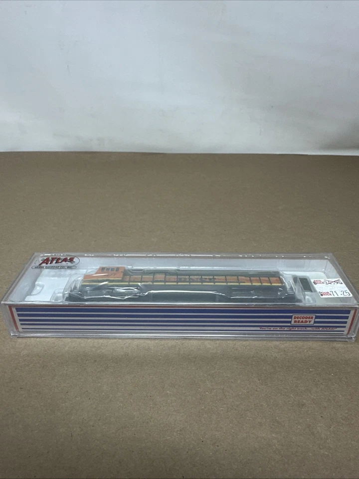 Atlas 49258 N Scale BNSF SD-60M Diesel Locomotive #9277 W/Box - Image 2 of 4
