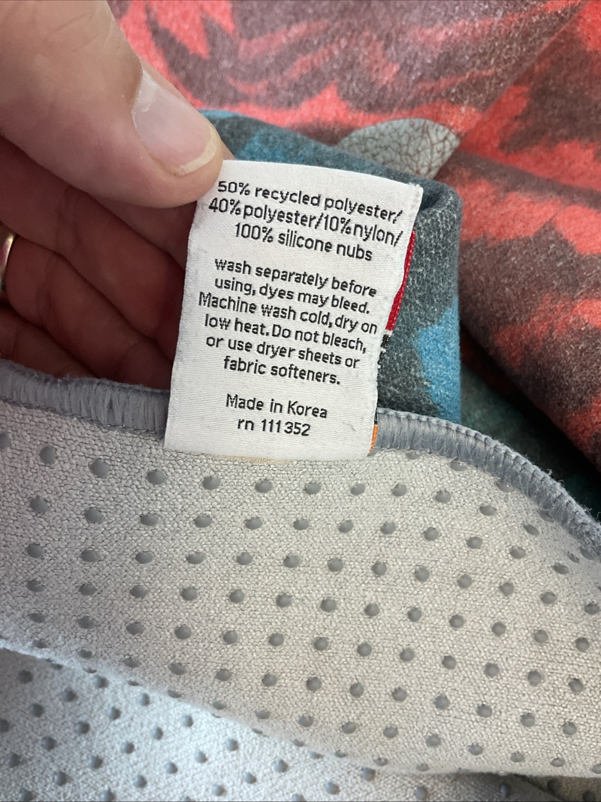 Manduka Yogitoes Skidless Non-Slip Grip Yoga Mat Towel 24x6  colorful