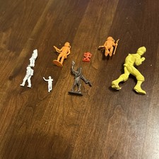 Rare Lot of Vintage 1960's MARX Plastic Space Toy Figures