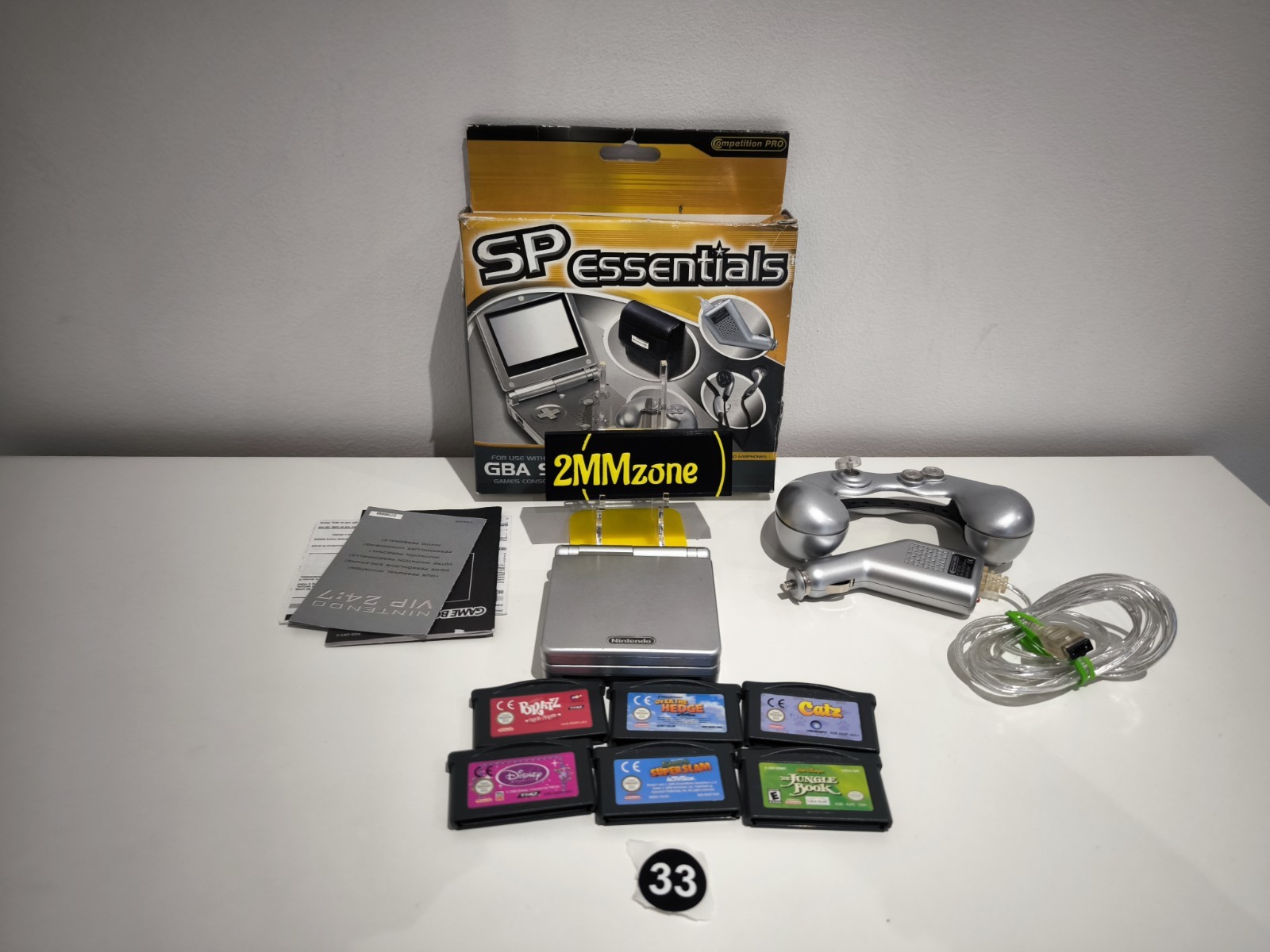 Nintendo GBADVSPA Game Boy Advance SP - Silver