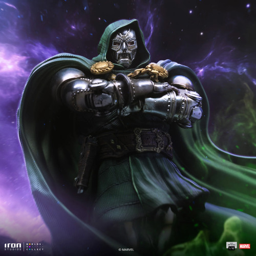 Iron Studios Doctor Doom 1/10 Scale Statue - Picture 1 of 14