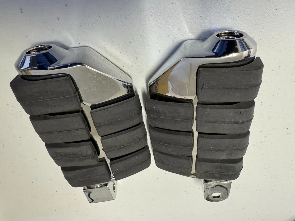 Estriberas dobles para Honda Stateline Shadow VLX VTX1300C VTX1800C VTX1800F Foto 3 de 4